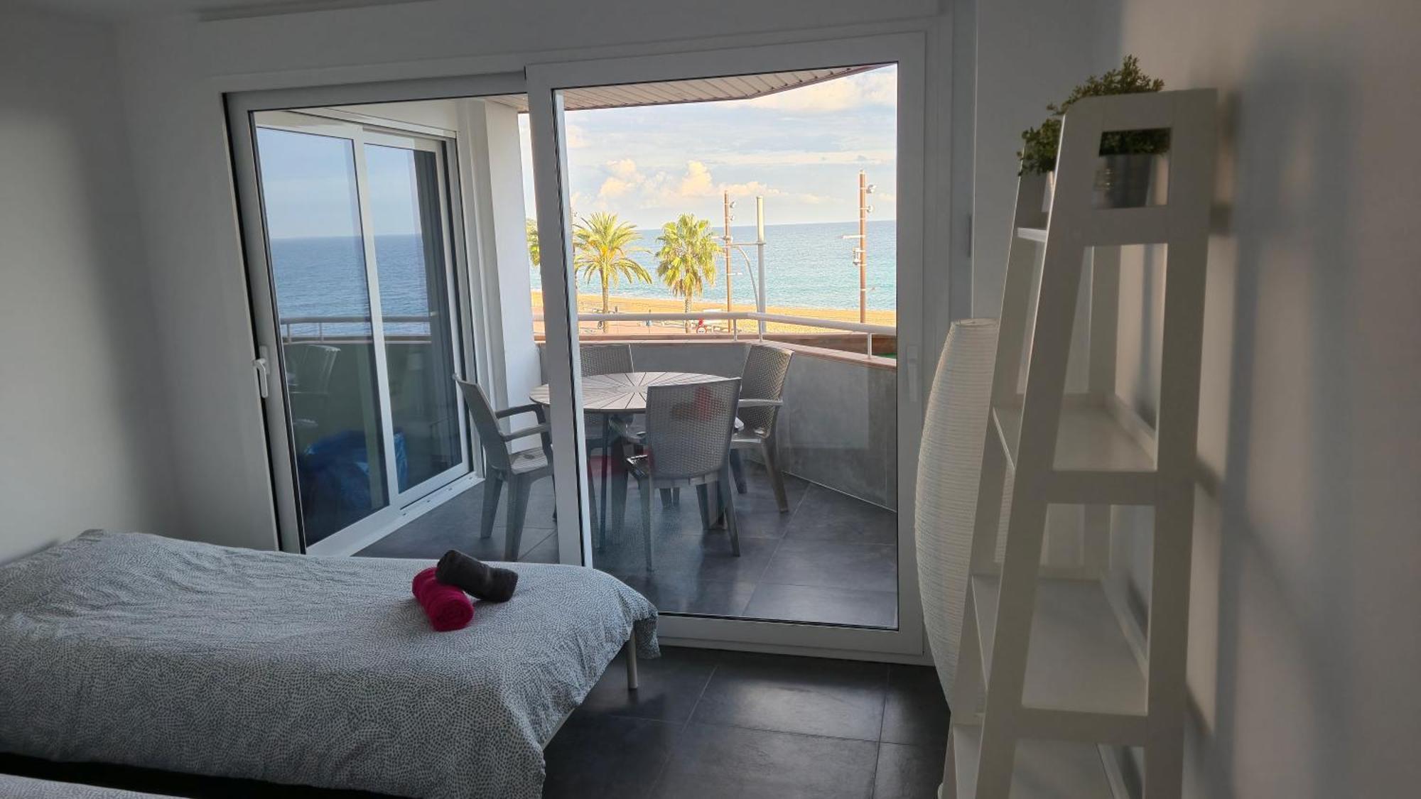 Apartments Paradise Lloret Льорет-де-Мар Экстерьер фото