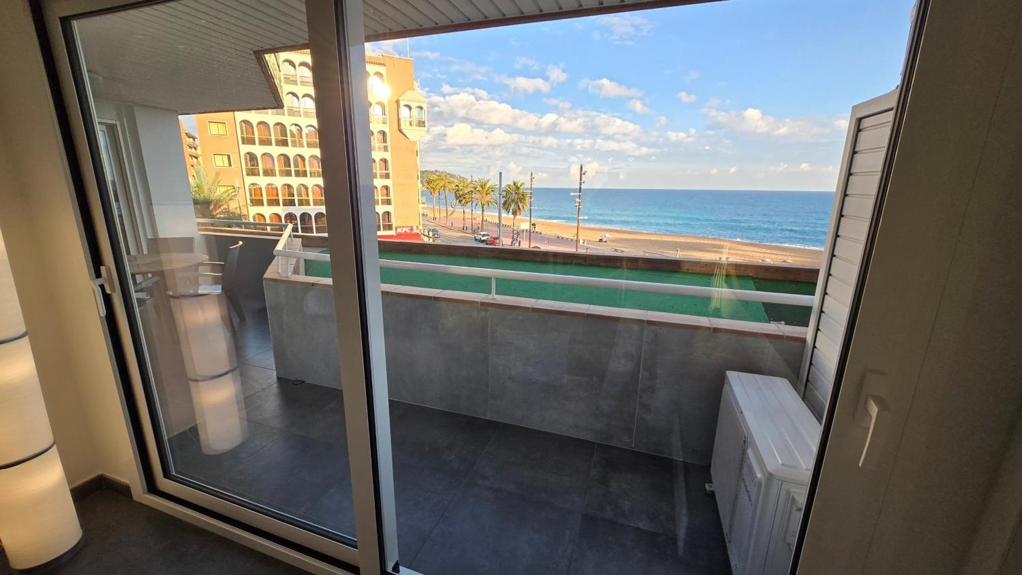 Apartments Paradise Lloret Льорет-де-Мар Экстерьер фото