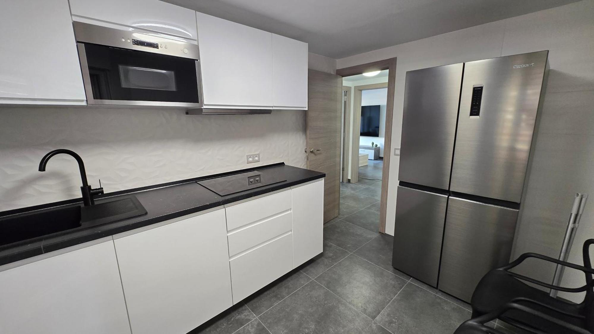 Apartments Paradise Lloret Льорет-де-Мар Экстерьер фото